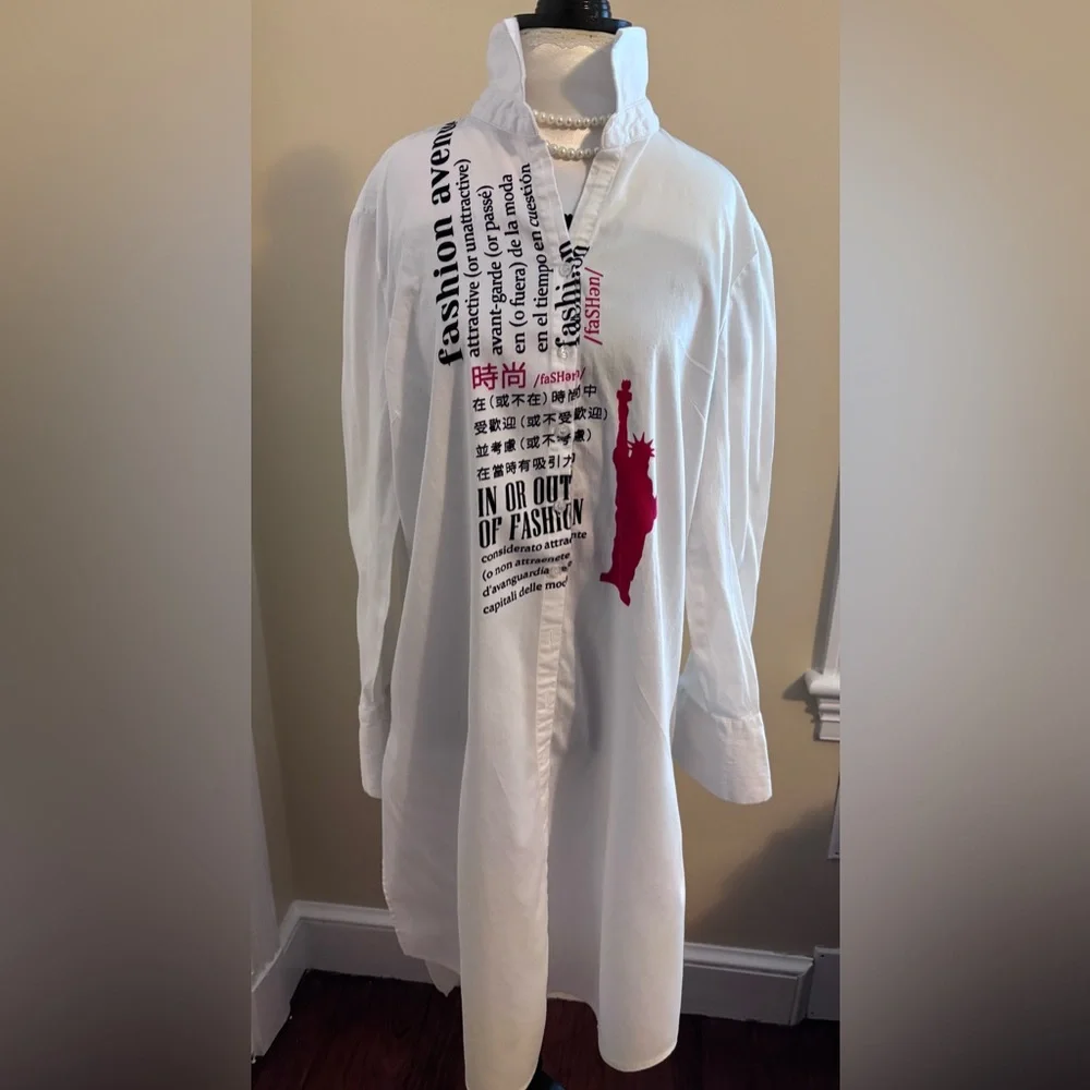 NEW YORK AND COMPANY Oversized Blouse - Picture 1 of 15